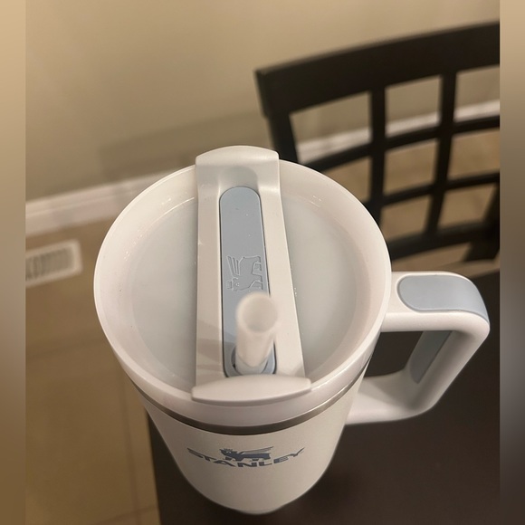 Stanley Cup - Picture 3 of 4